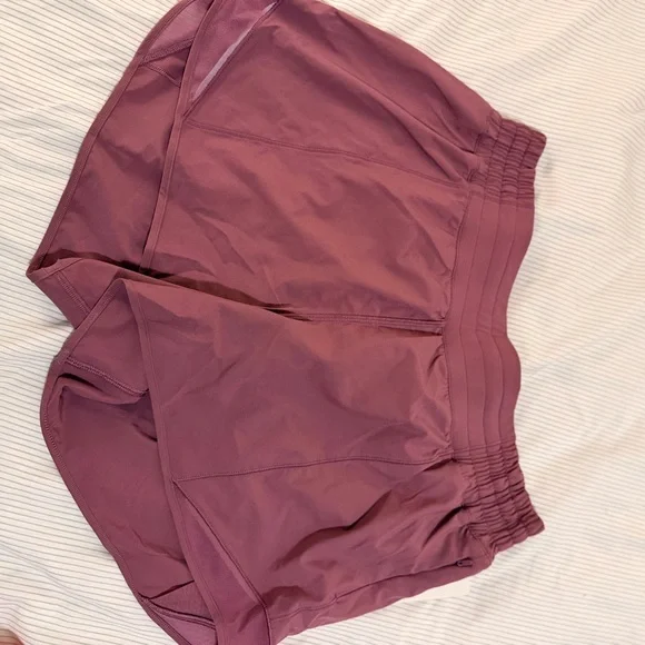 lululemon athletica Hotty Hot 4” Women's Plum Athletic Shorts - Picture 3 of 4